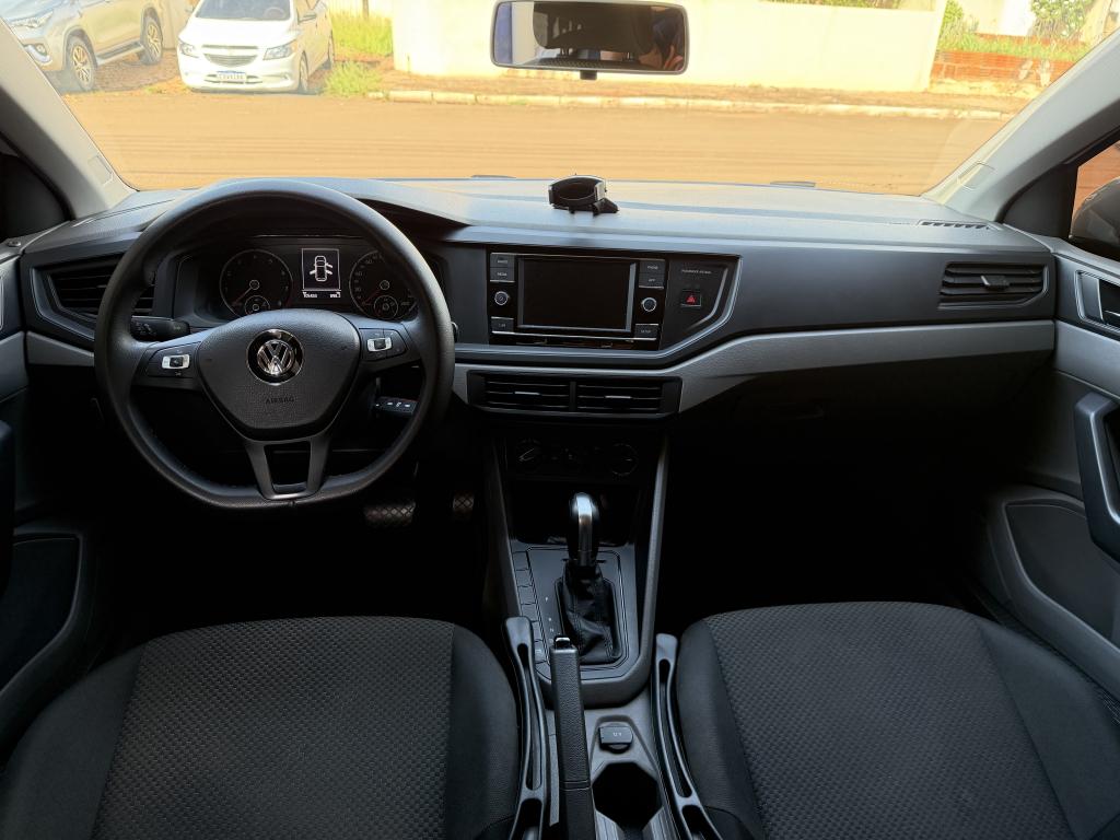 VOLKSWAGEN Polo Hatch - Foto