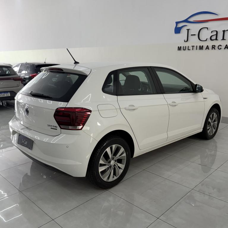 VOLKSWAGEN Polo Hatch - Foto