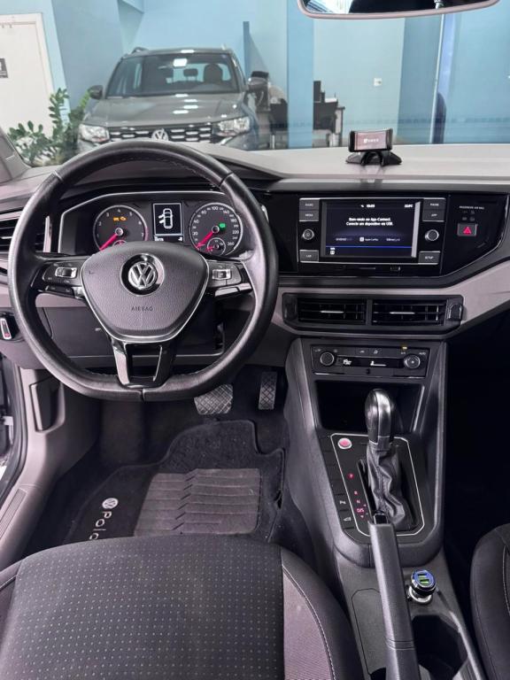 VOLKSWAGEN Polo Hatch - Foto