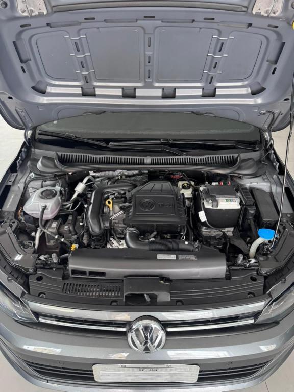 VOLKSWAGEN Polo Hatch - Foto