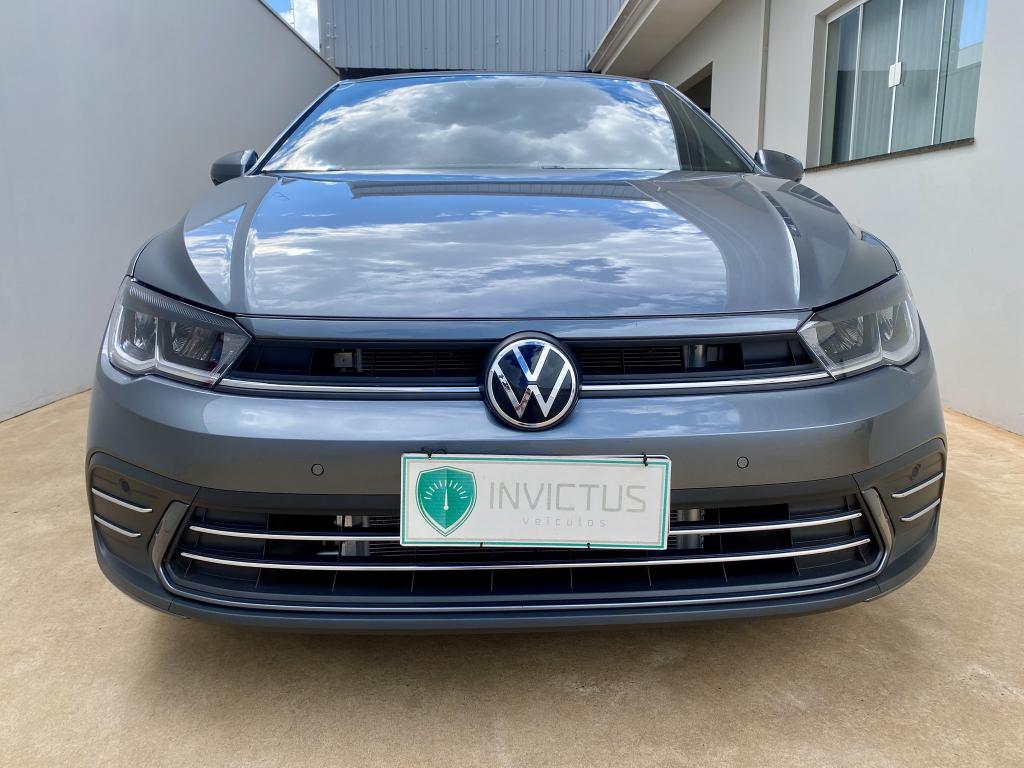 VOLKSWAGEN Polo Hatch - Foto