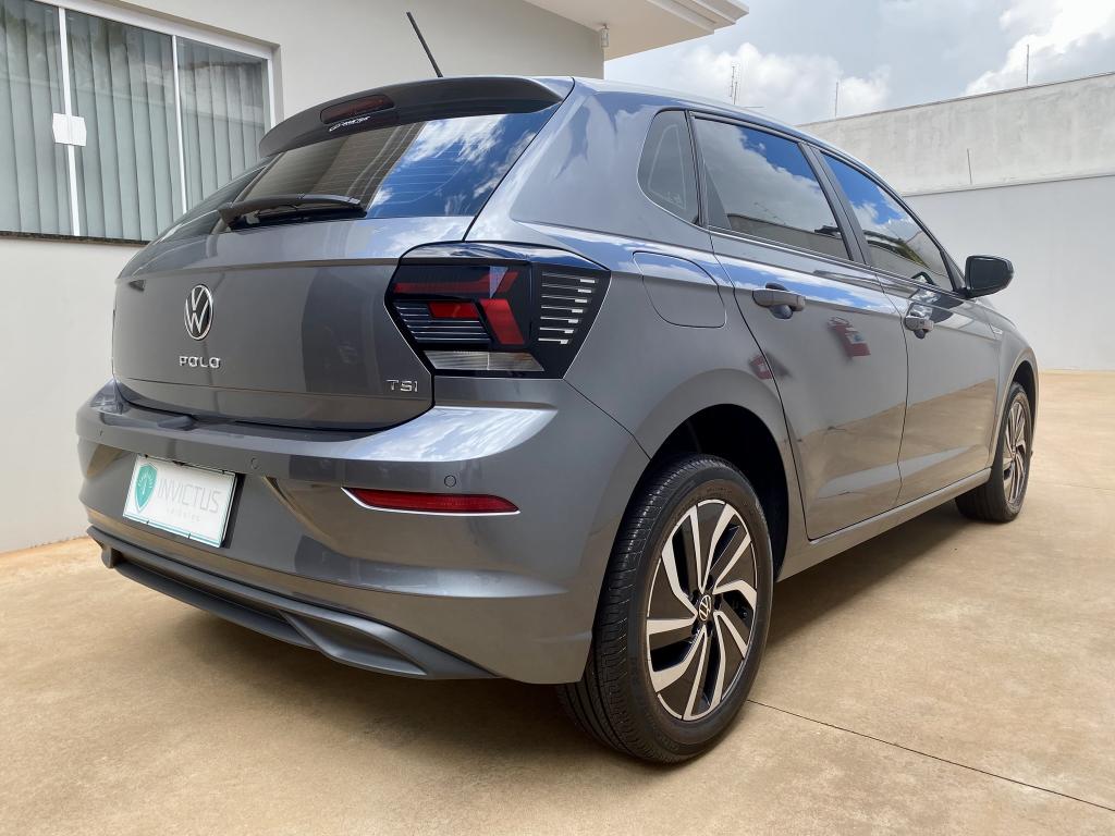 VOLKSWAGEN Polo Hatch - Foto