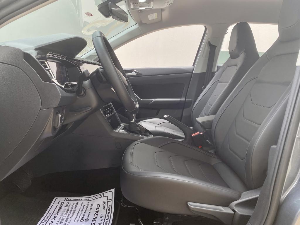 VOLKSWAGEN Polo Hatch - Foto