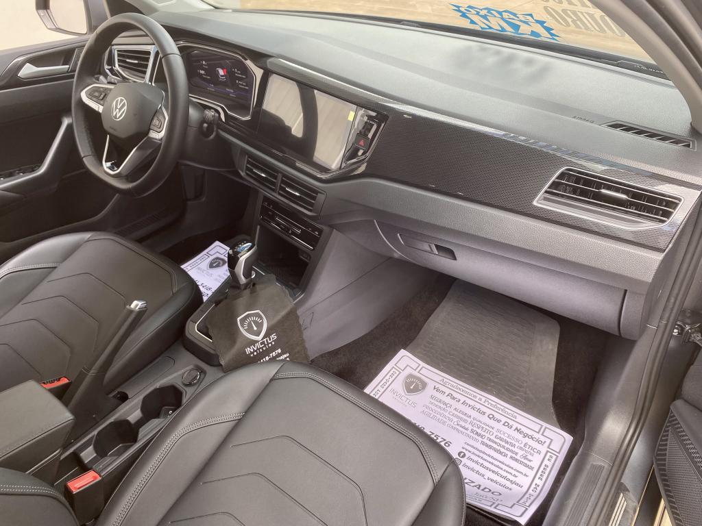 VOLKSWAGEN Polo Hatch - Foto