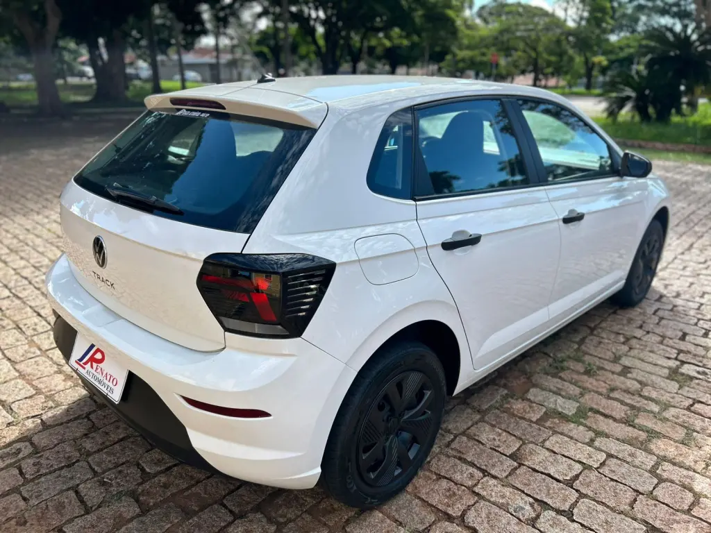 VOLKSWAGEN Polo Hatch - Foto