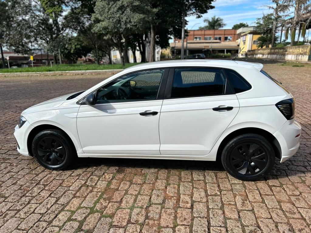 VOLKSWAGEN Polo Hatch - Foto
