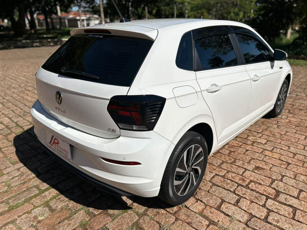 VOLKSWAGEN Polo Hatch - Foto