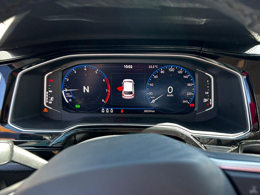 VOLKSWAGEN Polo Hatch - Foto