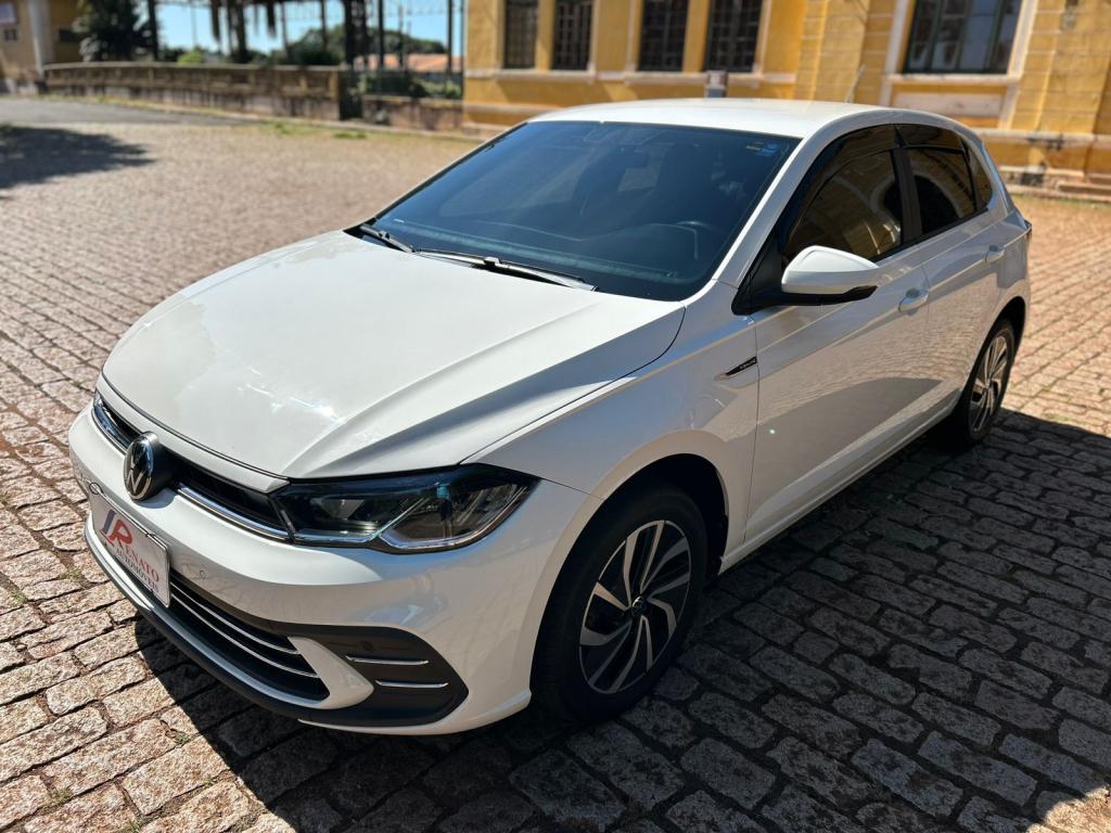 VOLKSWAGEN Polo Hatch - Foto