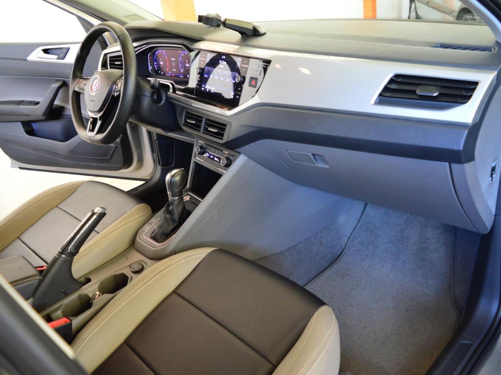 VOLKSWAGEN Polo Hatch - Foto