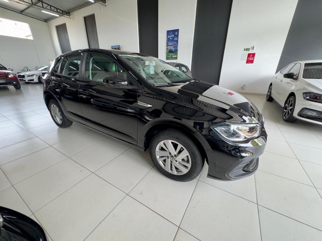 VOLKSWAGEN Polo Hatch - Foto