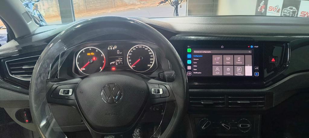 VOLKSWAGEN Polo Hatch - Foto