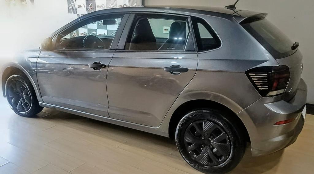 VOLKSWAGEN Polo Hatch - Foto