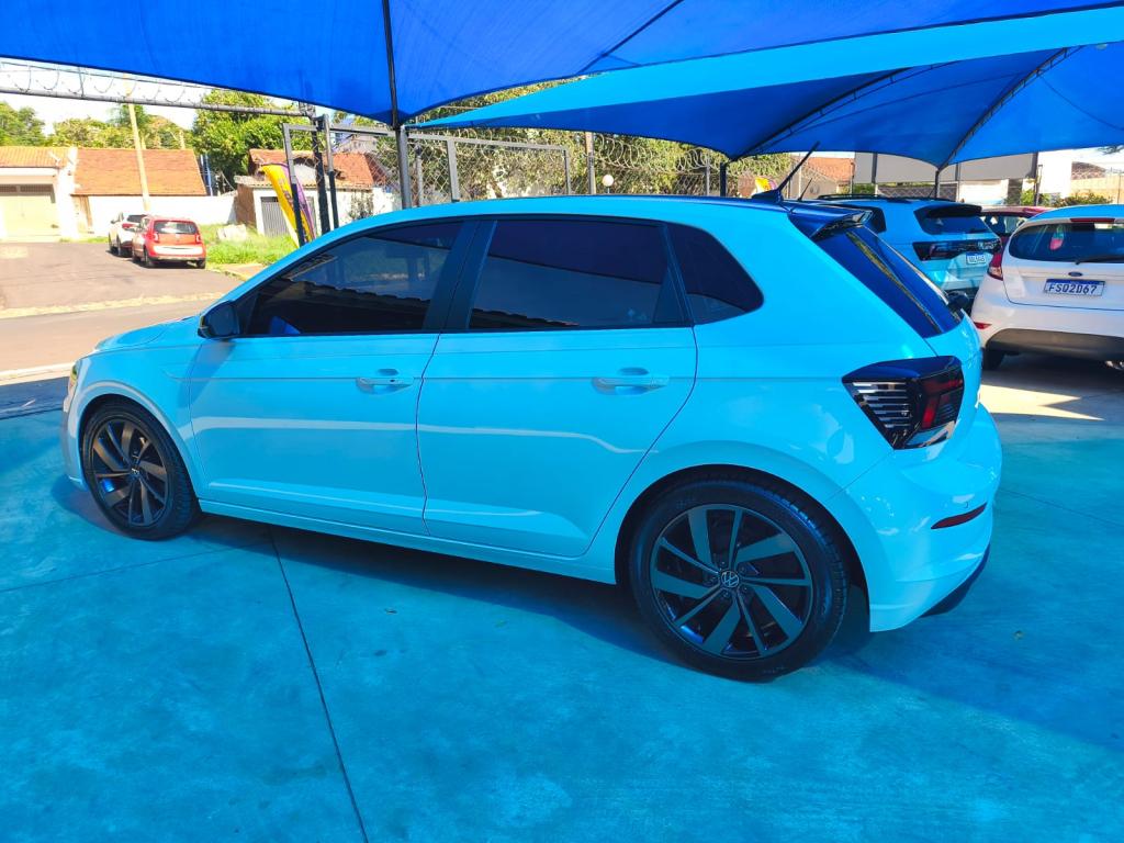 VOLKSWAGEN Polo Hatch - Foto