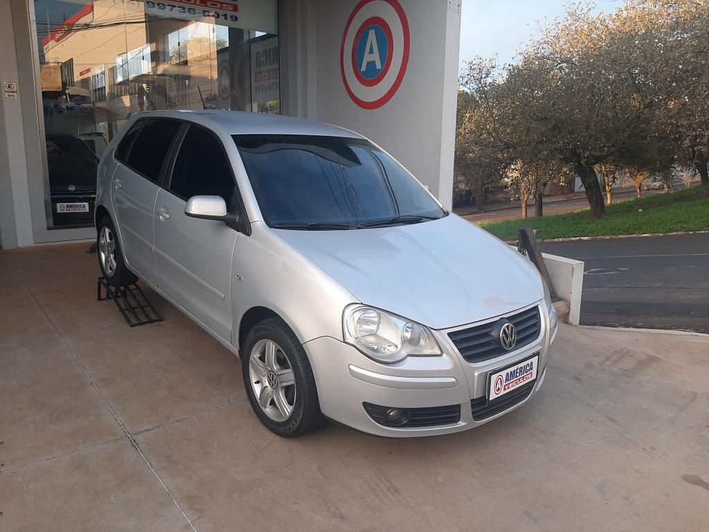 VOLKSWAGEN Polo Hatch