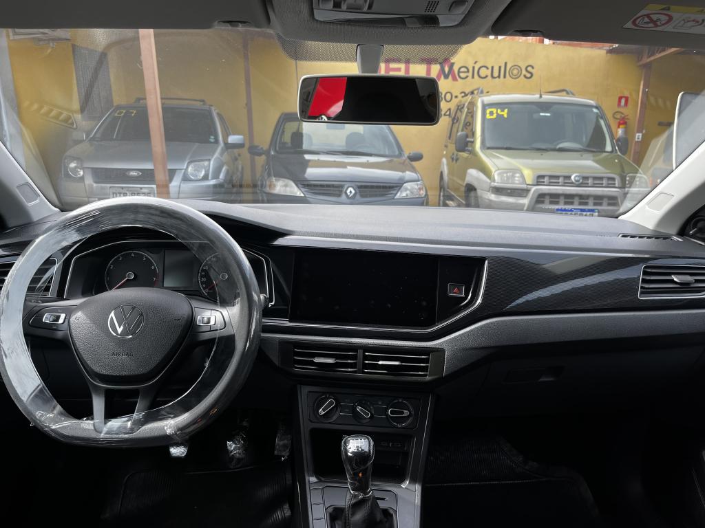 VOLKSWAGEN Polo Hatch - Foto