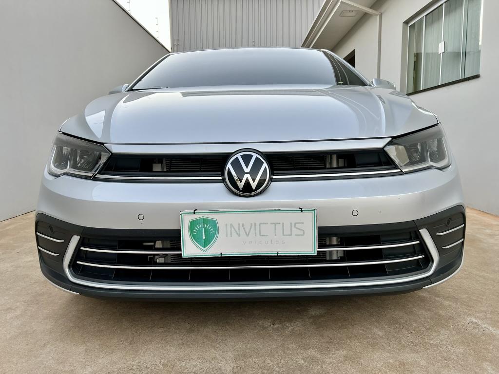 VOLKSWAGEN Polo Hatch - Foto