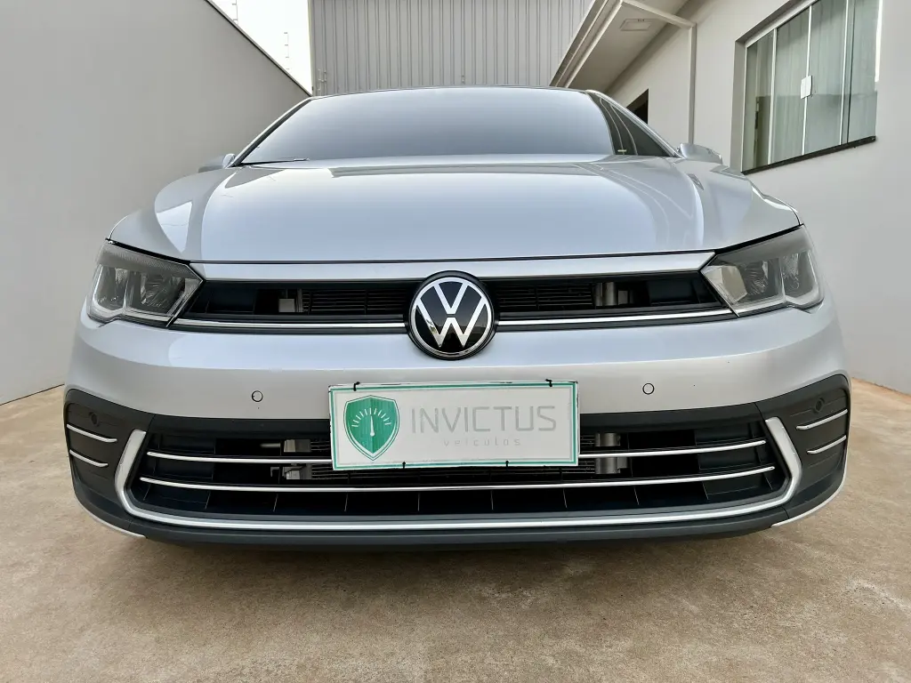 VOLKSWAGEN Polo Hatch - Foto