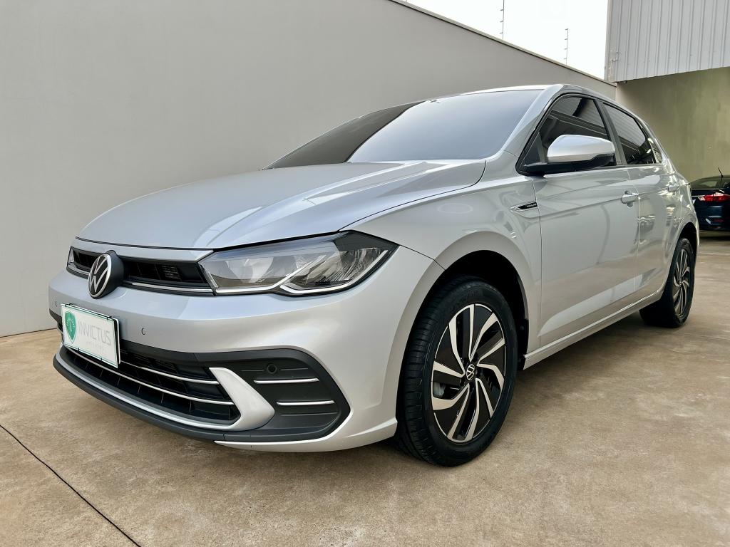 VOLKSWAGEN Polo Hatch - Foto