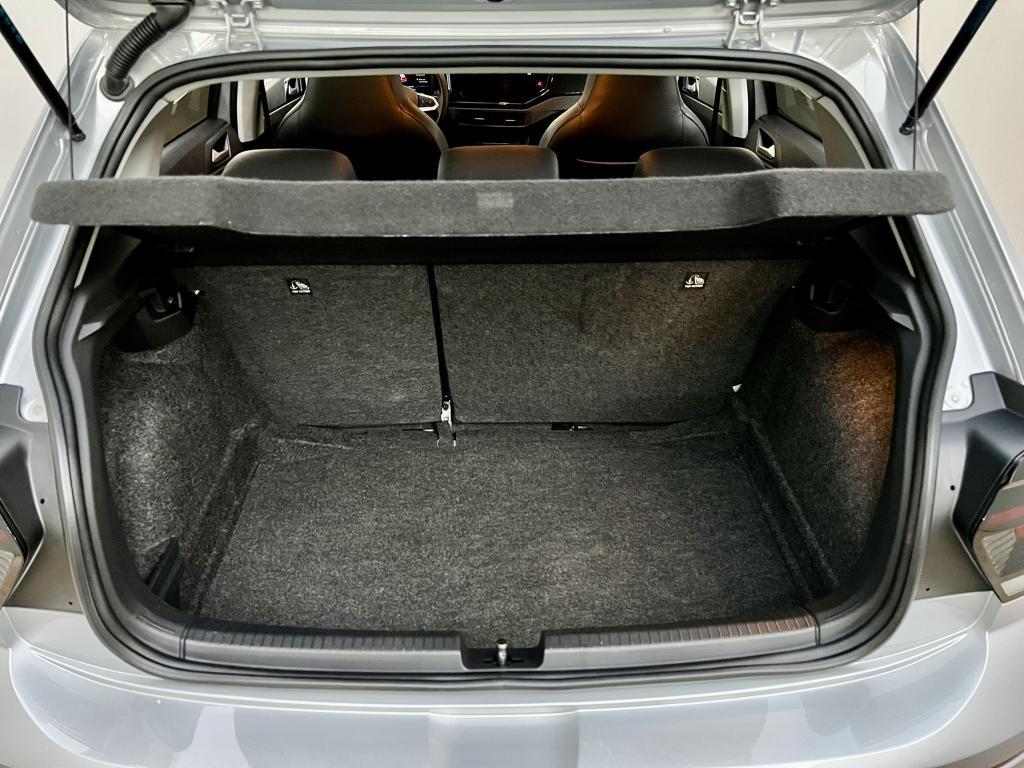 VOLKSWAGEN Polo Hatch - Foto