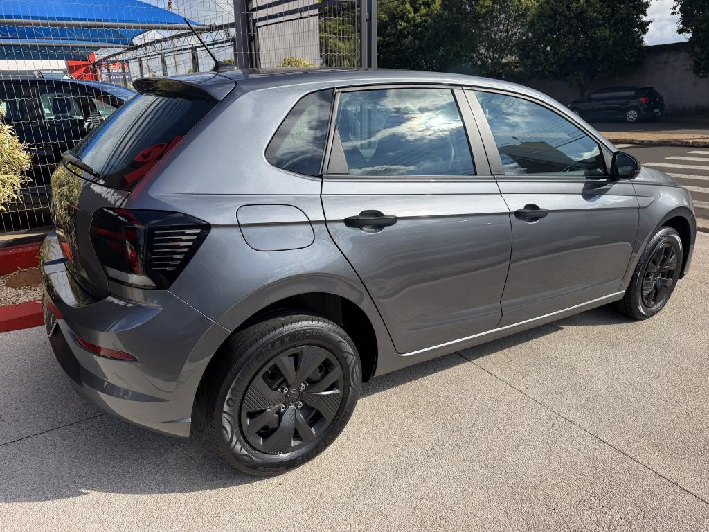 VOLKSWAGEN Polo Hatch - Foto