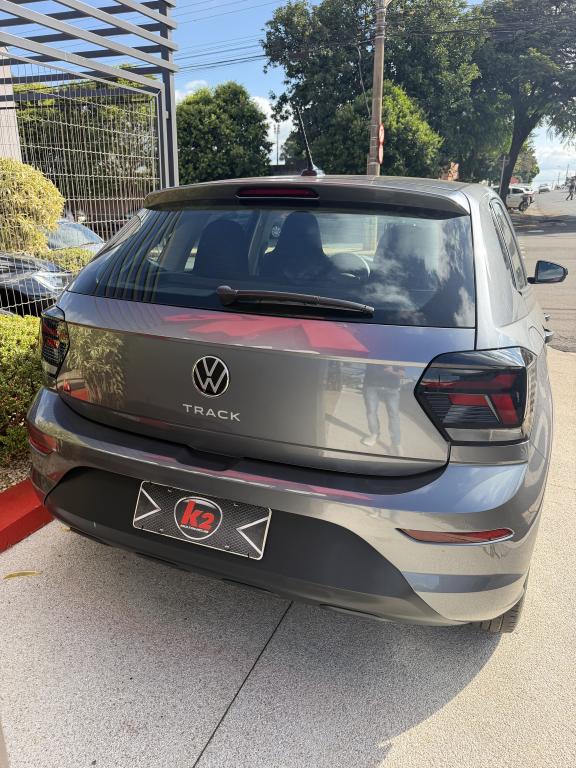 VOLKSWAGEN Polo Hatch - Foto