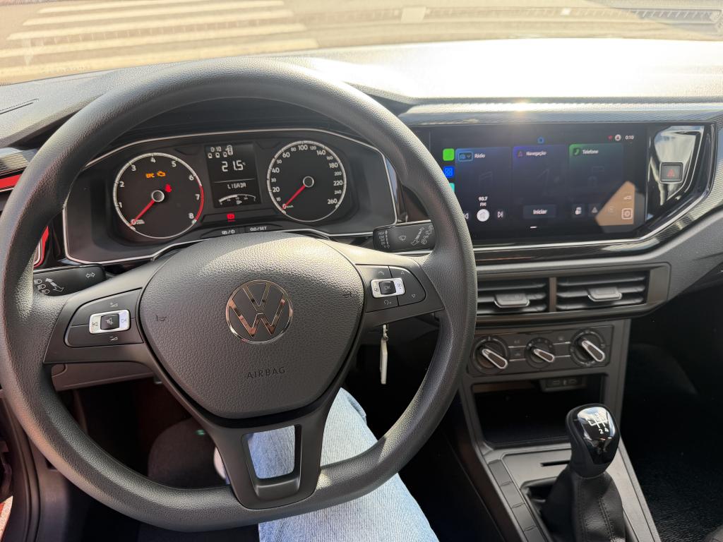 VOLKSWAGEN Polo Hatch - Foto