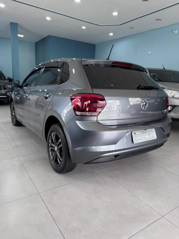 VOLKSWAGEN Polo Hatch - Foto