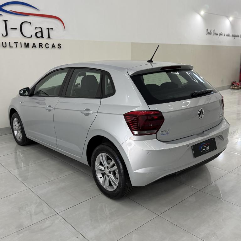 VOLKSWAGEN Polo Hatch - Foto