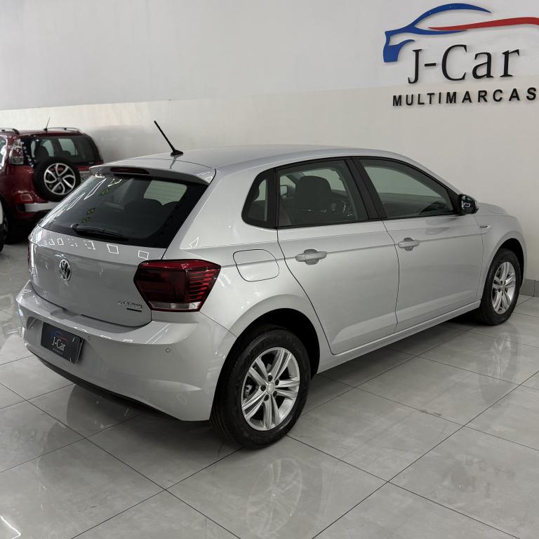 VOLKSWAGEN Polo Hatch - Foto