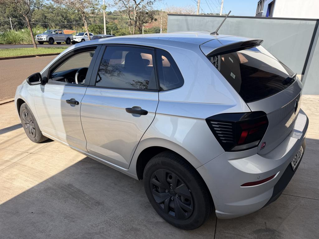 VOLKSWAGEN Polo Hatch - Foto