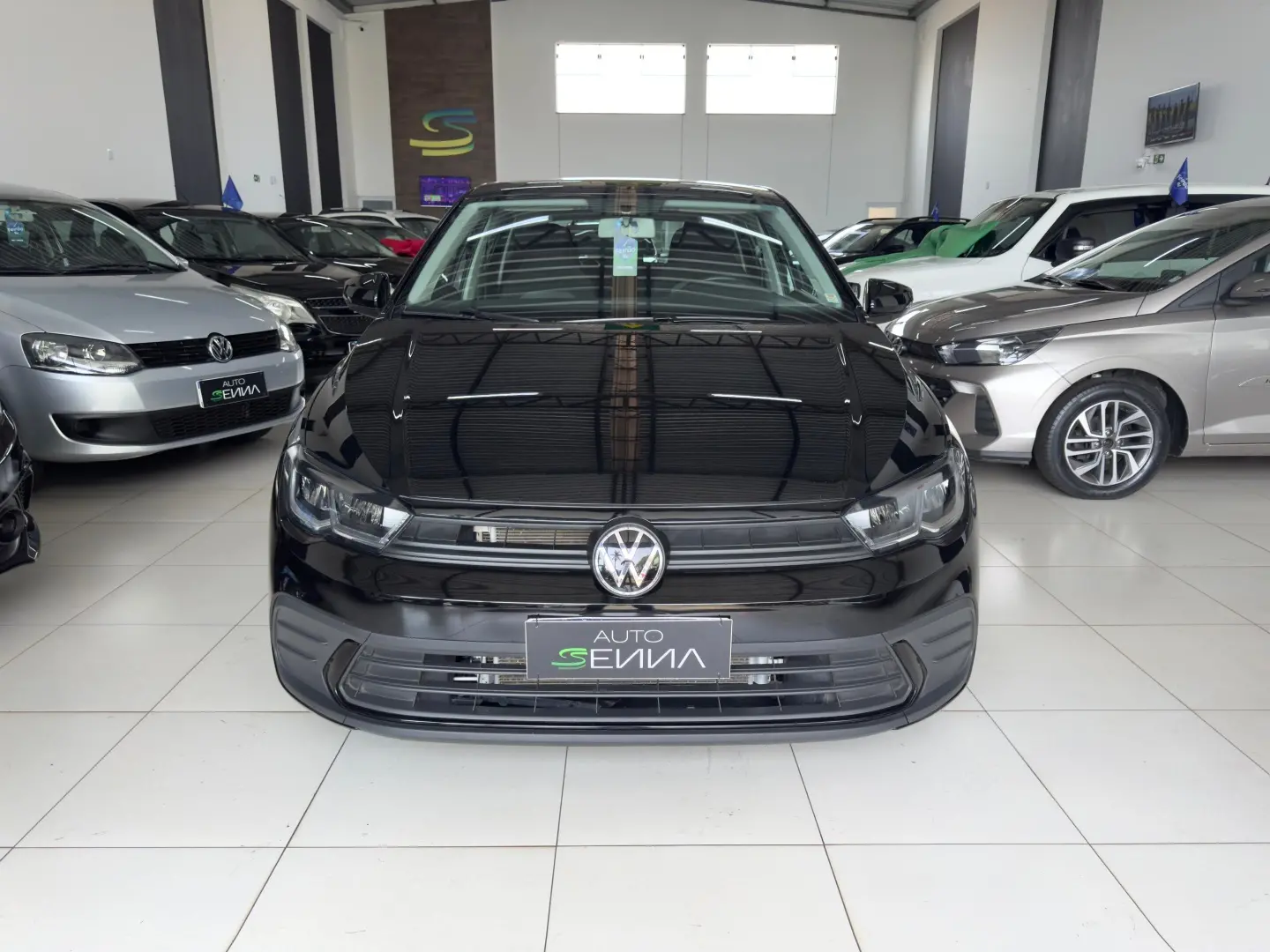 VOLKSWAGEN Polo Hatch - Foto