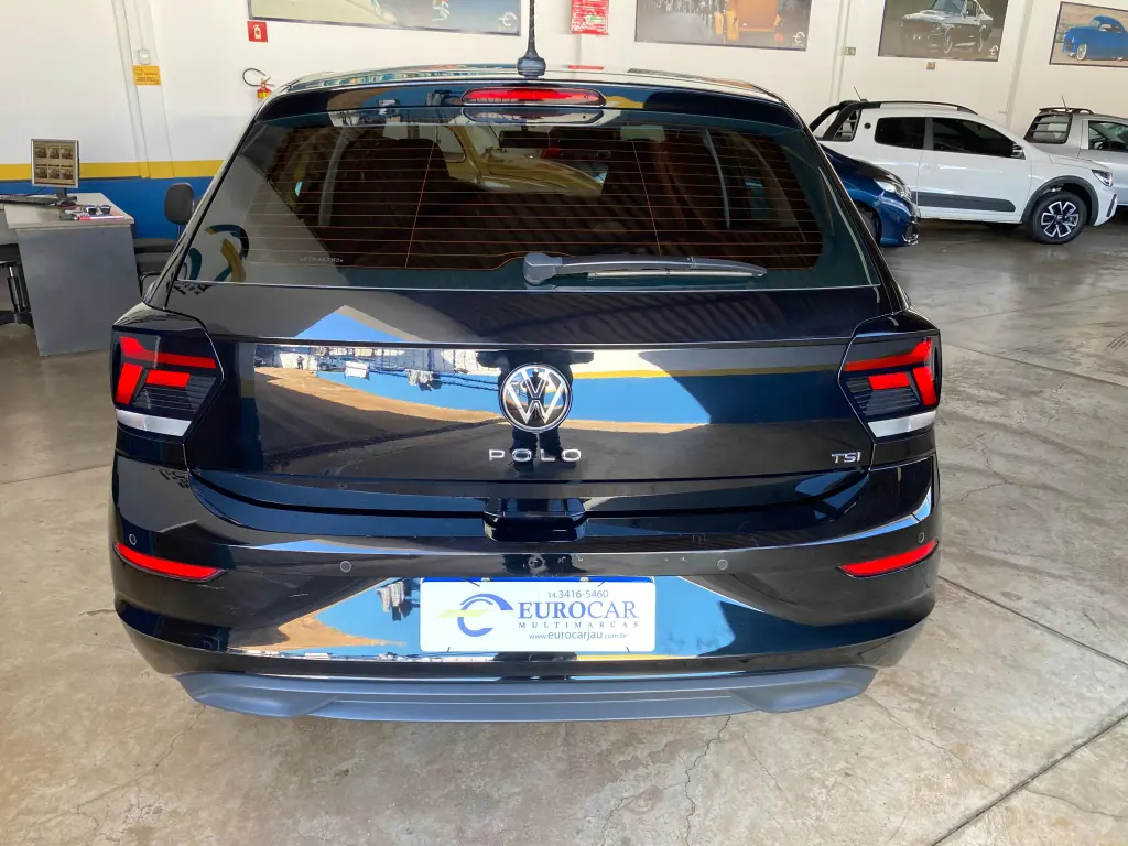 VOLKSWAGEN Polo Hatch - Foto
