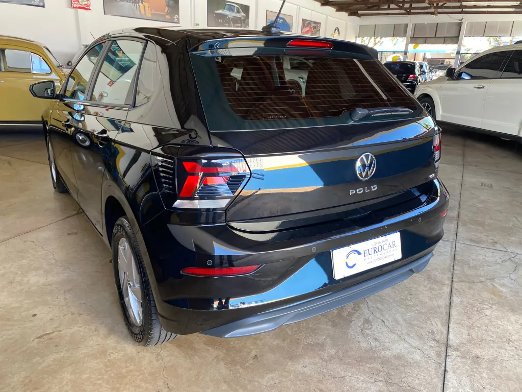 VOLKSWAGEN Polo Hatch - Foto