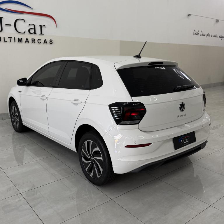 VOLKSWAGEN Polo Hatch - Foto