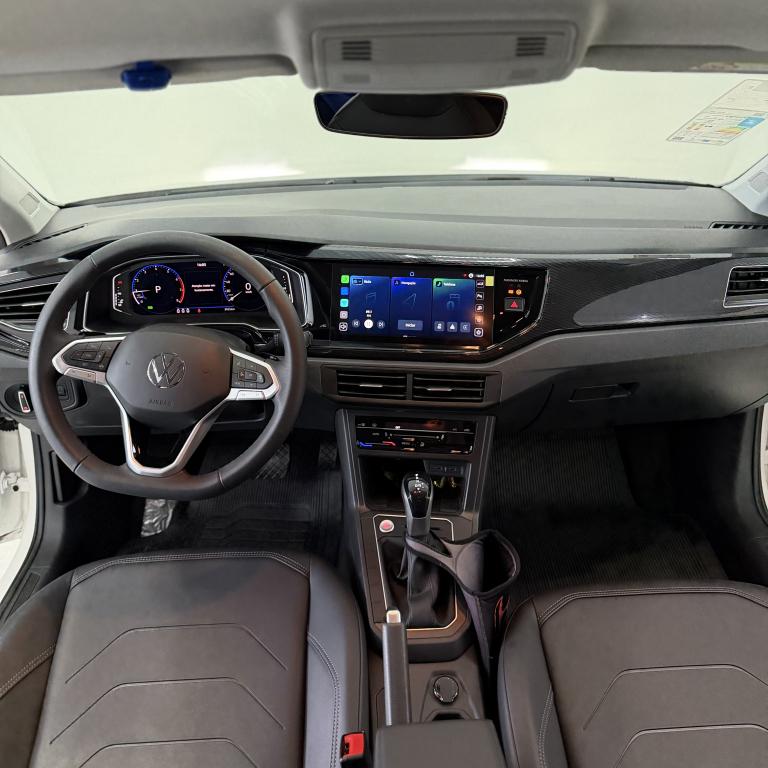 VOLKSWAGEN Polo Hatch - Foto