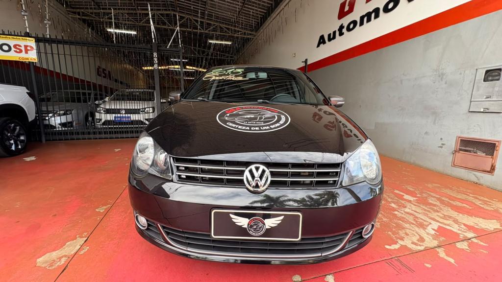 VOLKSWAGEN Polo Hatch - Foto