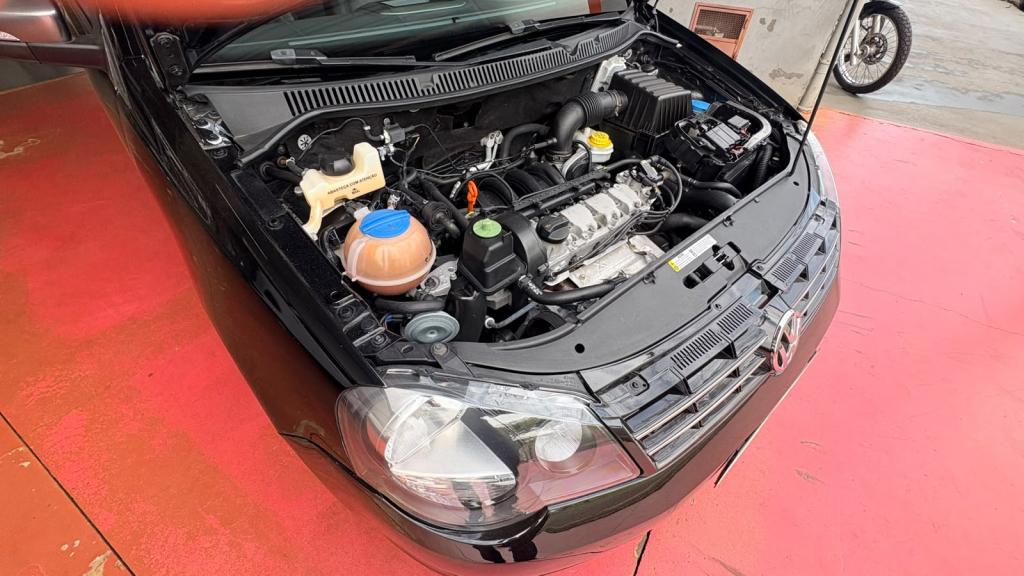 VOLKSWAGEN Polo Hatch - Foto
