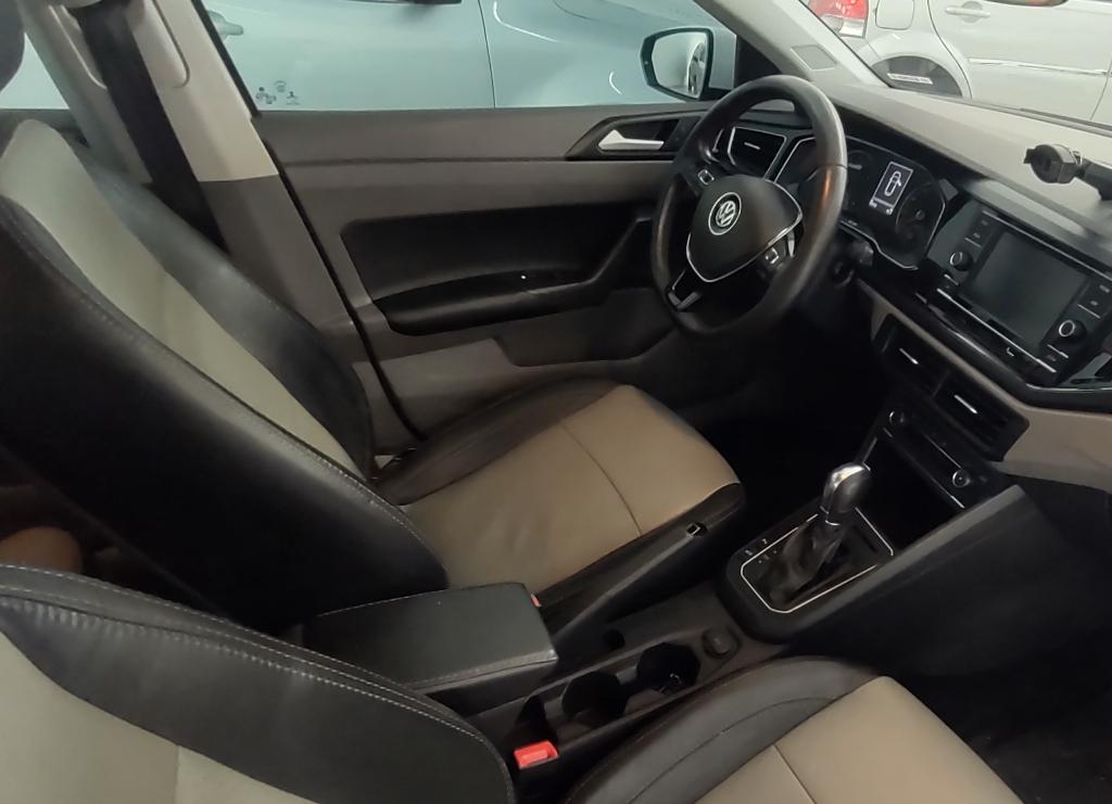 VOLKSWAGEN Polo Hatch - Foto
