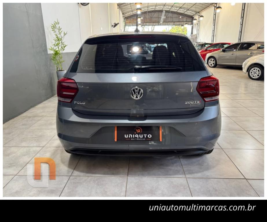 VOLKSWAGEN Polo Hatch - Foto