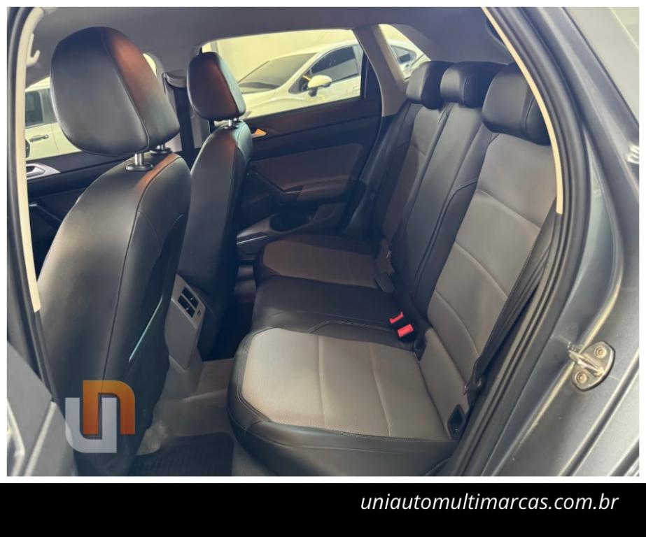 VOLKSWAGEN Polo Hatch - Foto