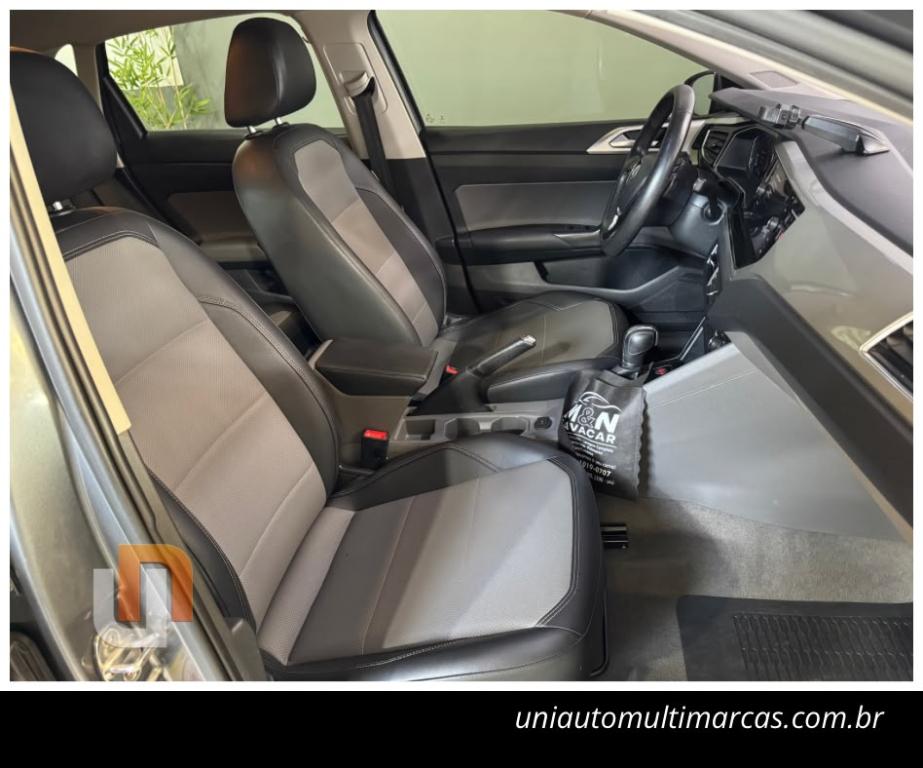 VOLKSWAGEN Polo Hatch - Foto