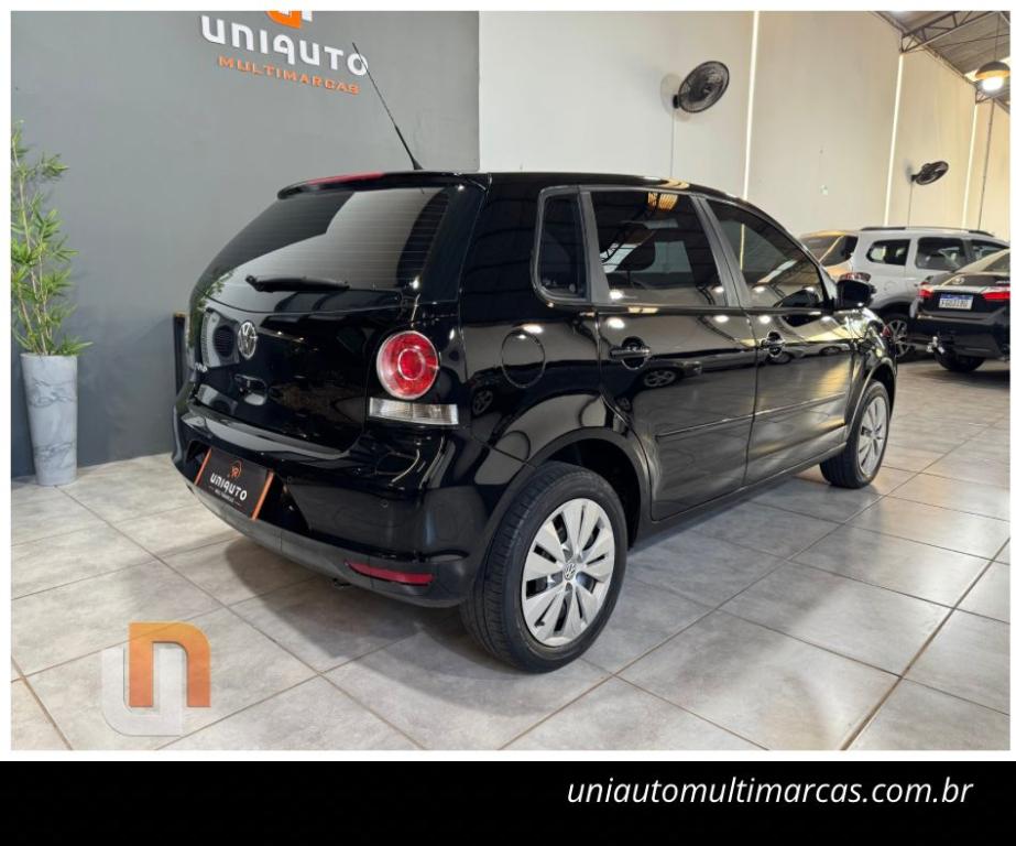 VOLKSWAGEN Polo Hatch - Foto