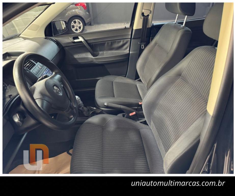 VOLKSWAGEN Polo Hatch - Foto