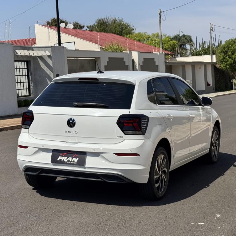 VOLKSWAGEN Polo Hatch - Foto