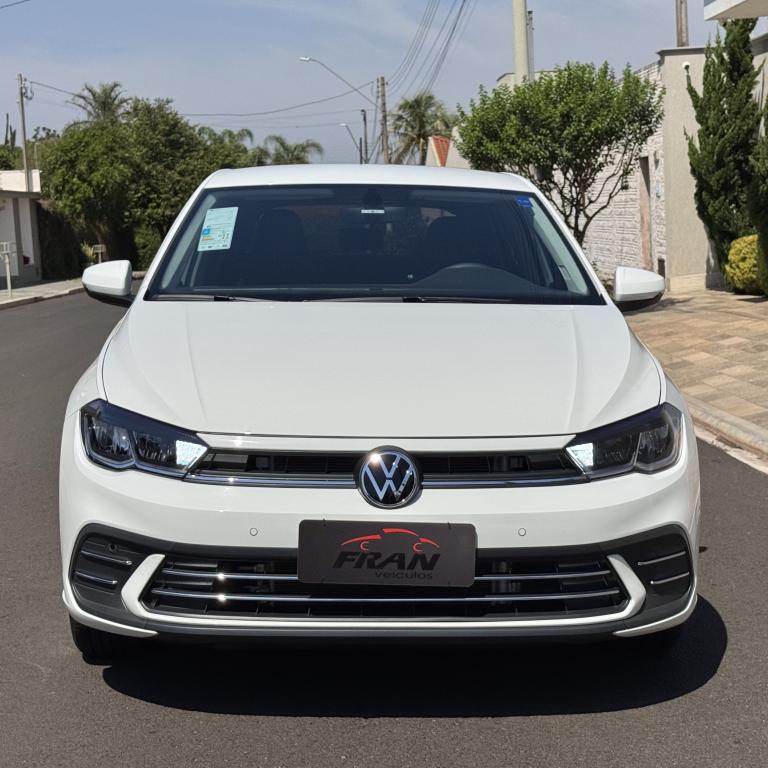 VOLKSWAGEN Polo Hatch - Foto