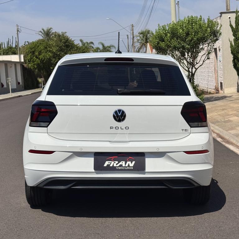 VOLKSWAGEN Polo Hatch - Foto