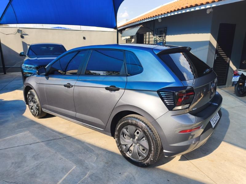 VOLKSWAGEN Polo Hatch - Foto