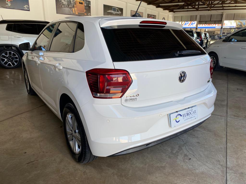 VOLKSWAGEN Polo Hatch - Foto