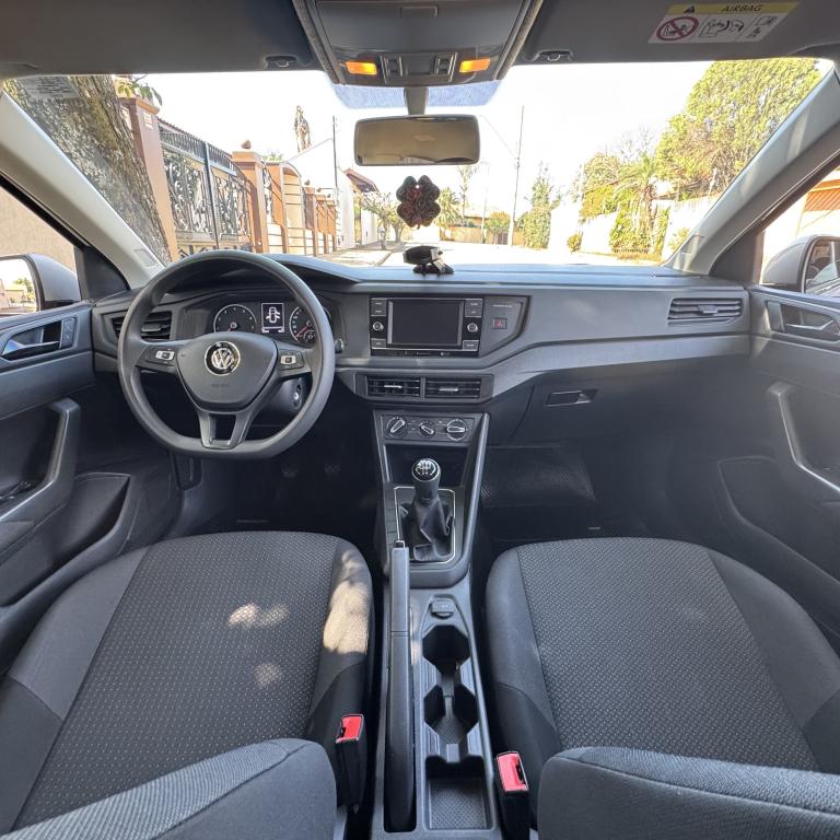 VOLKSWAGEN Polo Hatch - Foto